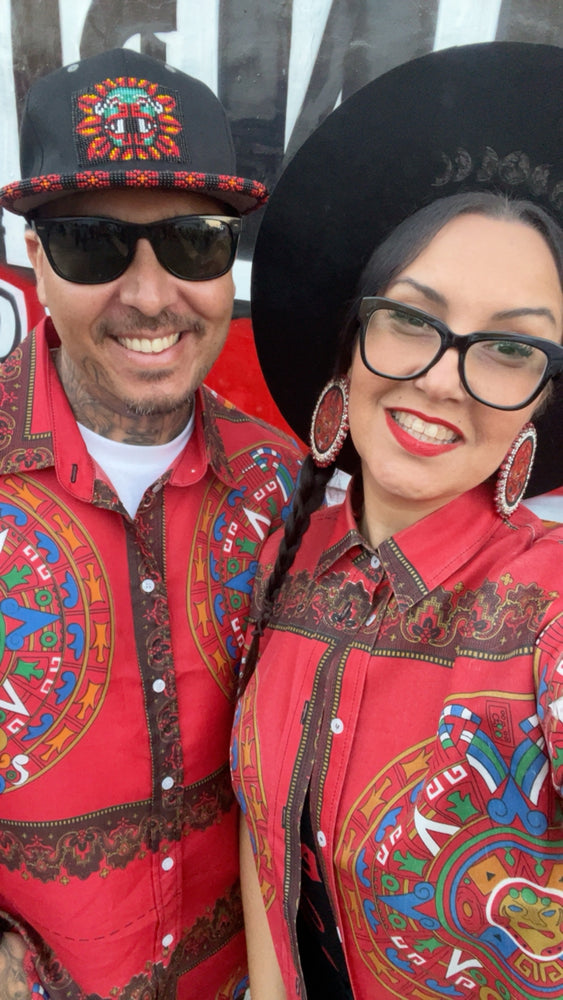 La Cultura Calendario y Coyolxauhqui Shirt