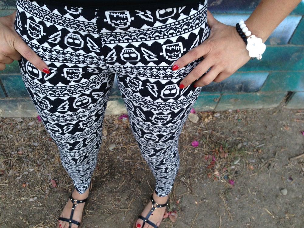 Aztec Asteroid Skull Rack Leggings
